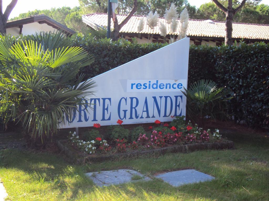 Villetta Corte Grande Βίλα Aprilia Marittima Εξωτερικό φωτογραφία
